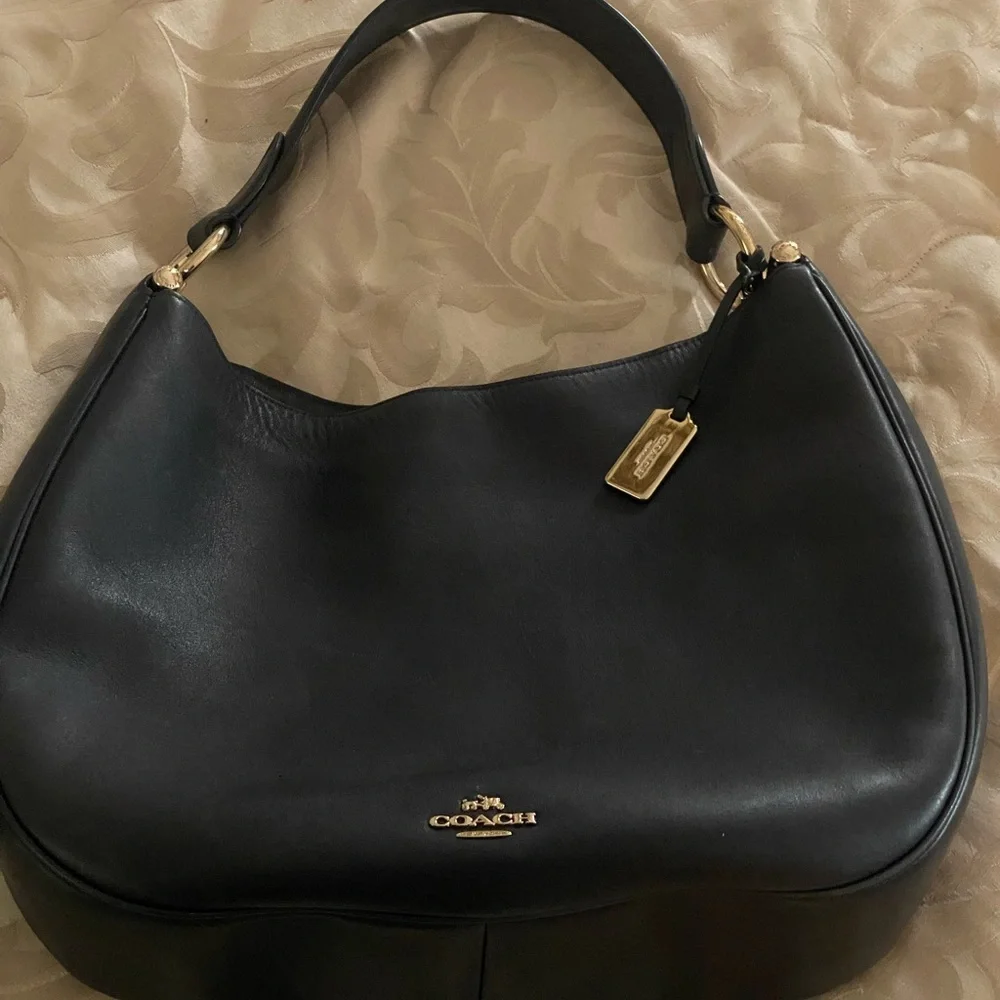 Coach Nomad Glovetanned Navy Leather Hobo Bag